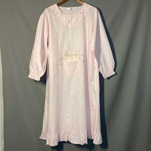 Nightgown Clivia free with long Sleeve . 100% cotton. Size S. New.